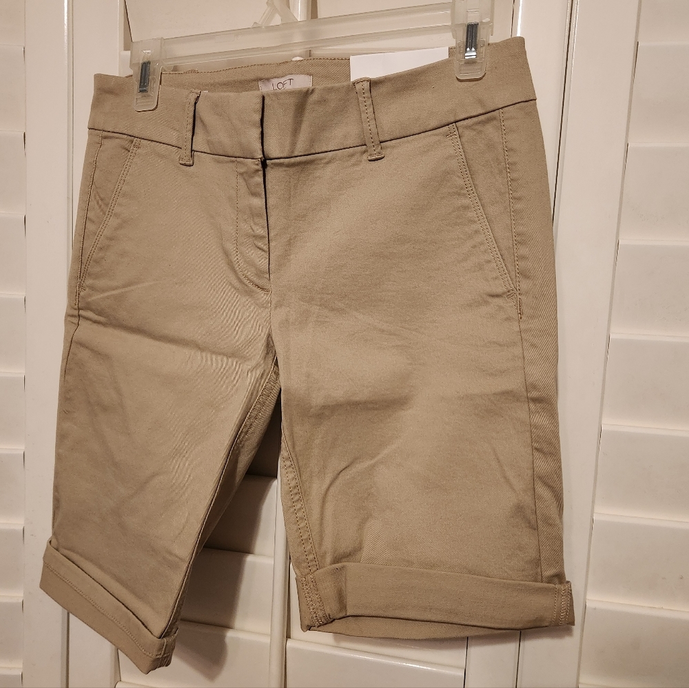 Loft Outlet tan Bermuda shorts NWT size 2P